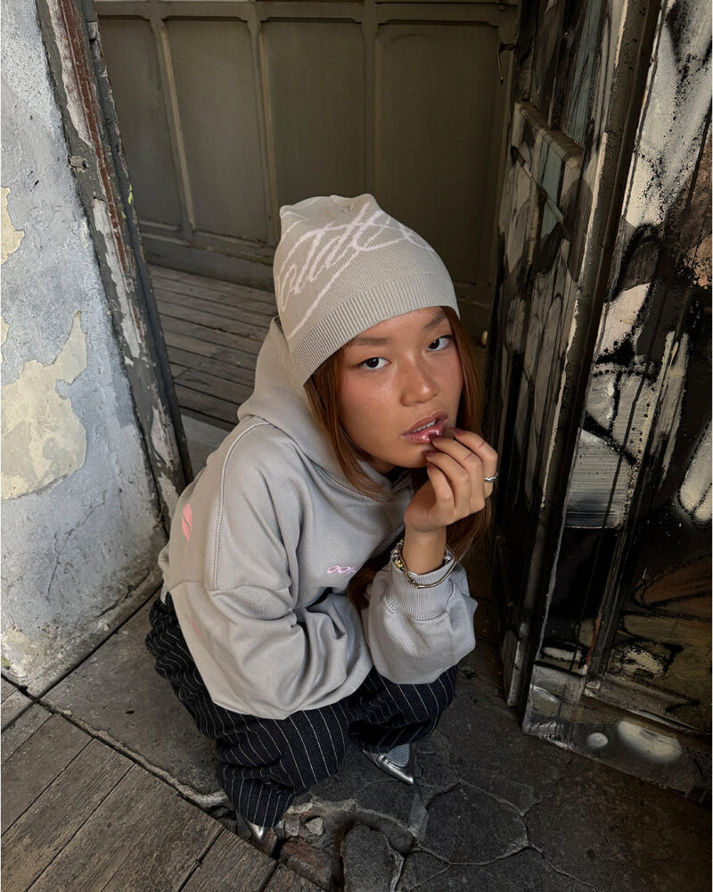 SCRIPT_BEANIE_BEIGE.jpg SCRIPT_BEANIE_BEIGE.jpg