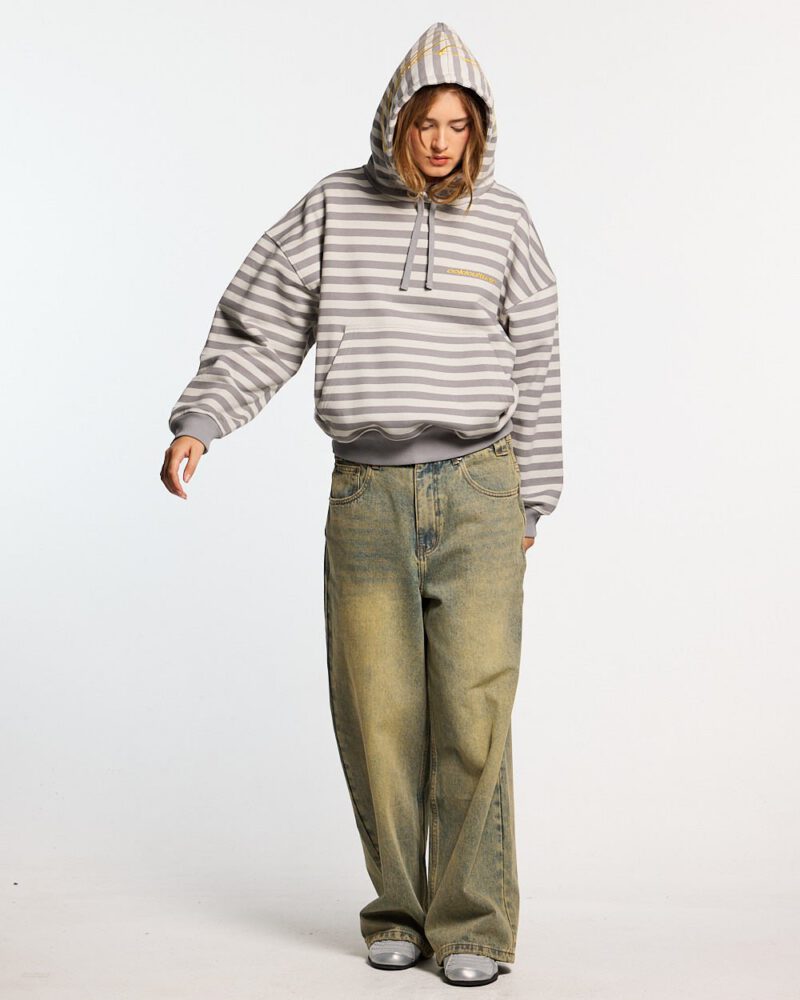 bumble-bee-hoodie-dark-grey-8299989.jpg bumble-bee-hoodie-dark-grey-8299989.jpg