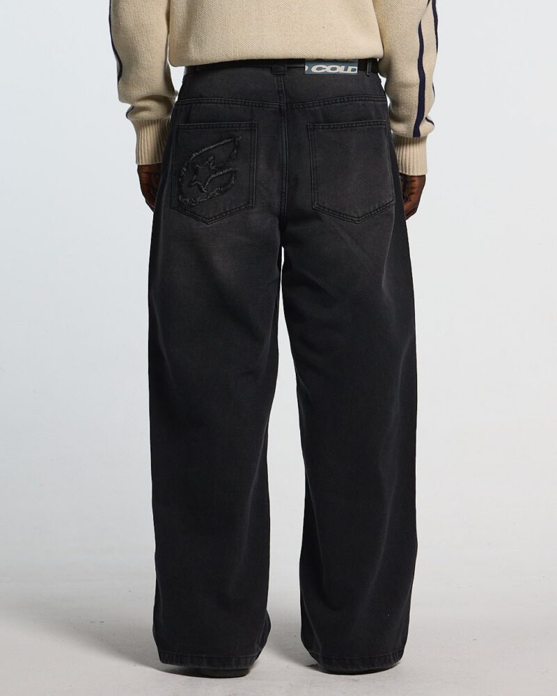 c-v2-dirty-pants-black-7401966.jpg c-v2-dirty-pants-black-7401966.jpg