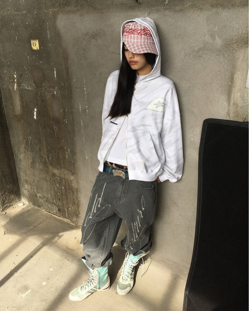 camo-zip-hoodie-grey-6834838.jpg camo-zip-hoodie-grey-6834838.jpg