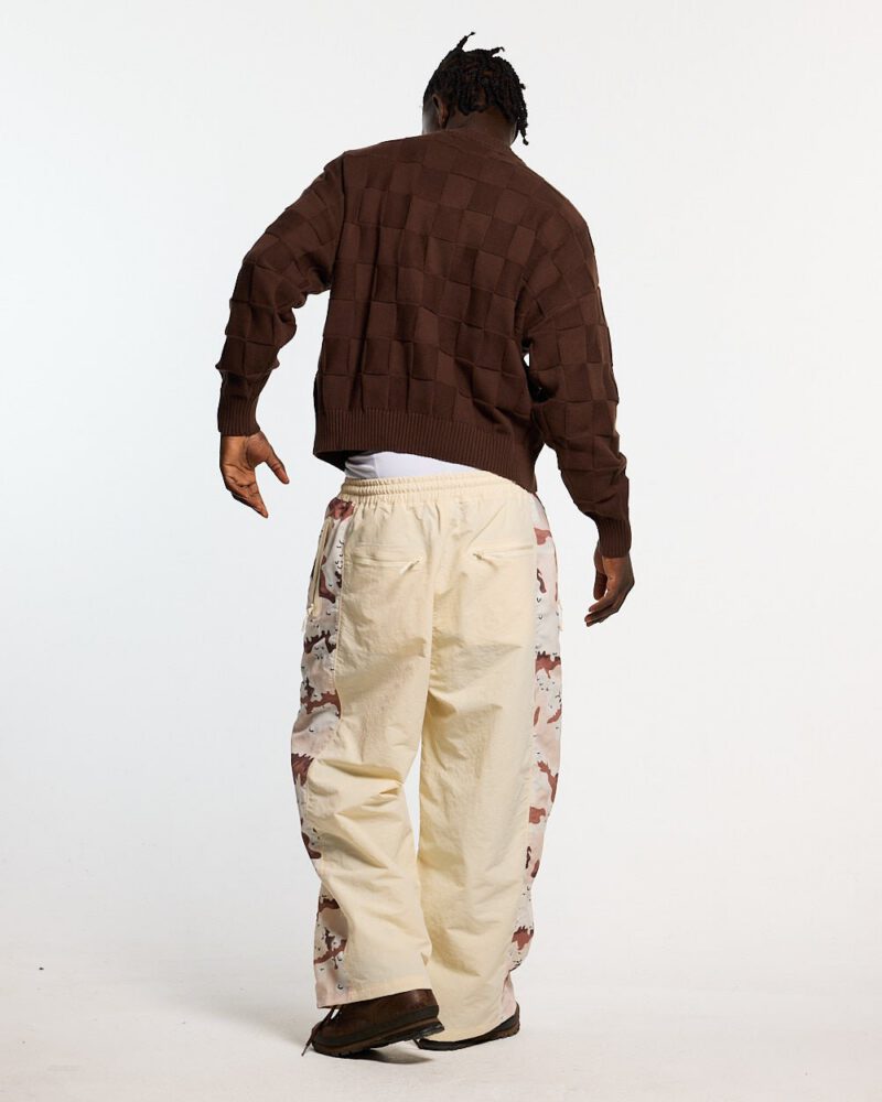 checkmate-knitwear-brown-7683797.jpg checkmate-knitwear-brown-7683797.jpg