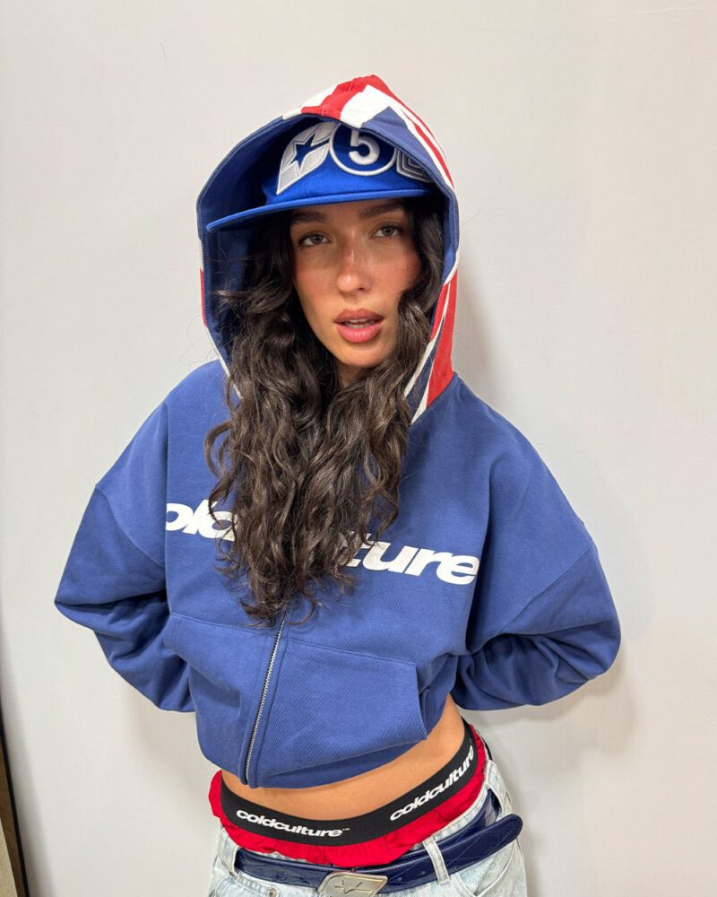 cheers-zipper-intense-blue-4201919.jpg cheers-zipper-intense-blue-4201919.jpg