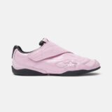 cold-hook-sneaker-pink-2078390.jpg