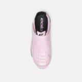 cold-hook-sneaker-pink-2972780.jpg