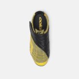 cold-hook-sneaker-yellow-3482860.jpg
