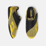 cold-hook-sneaker-yellow-3525071.jpg