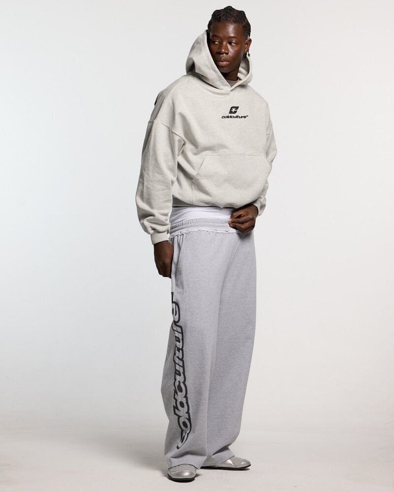 curved-hoodie-grey-vigore-4493954.jpg curved-hoodie-grey-vigore-4493954.jpg