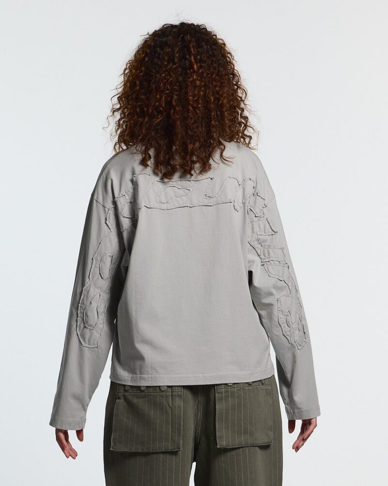 distress-curved-longsleeve-dark-grey-1556669.jpg distress-curved-longsleeve-dark-grey-1556669.jpg