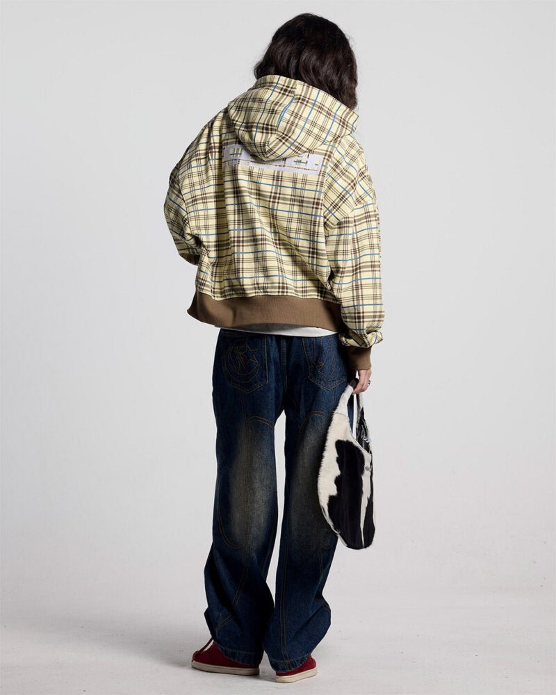 grid-zip-hoodie-yellow-brown-7849217.jpg grid-zip-hoodie-yellow-brown-7849217.jpg