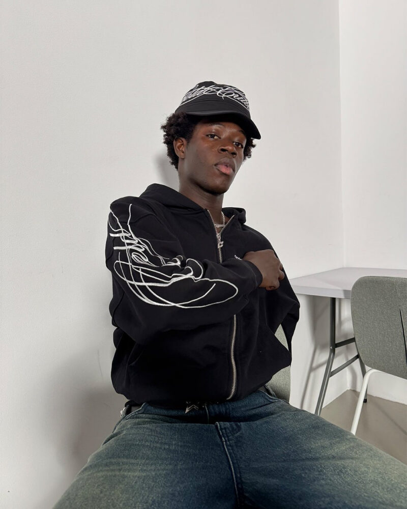 new-script-zip-hoodie-black-1618714.jpg new-script-zip-hoodie-black-1618714.jpg