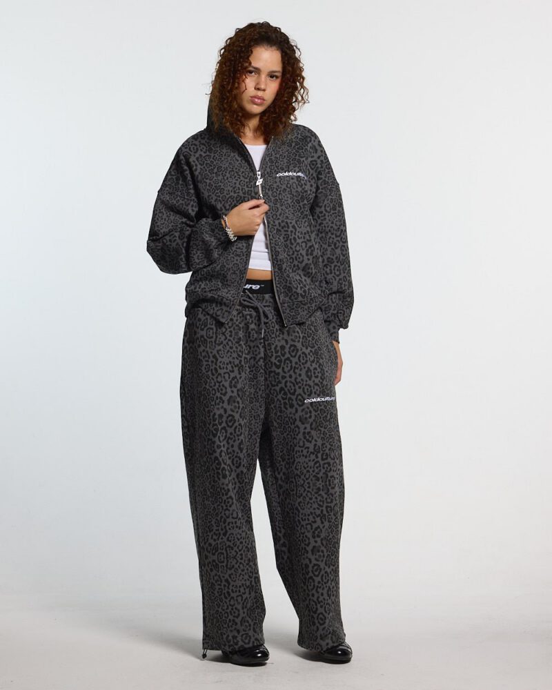 nocturne-beast-sweatpants-dark-grey-2302560.jpg nocturne-beast-sweatpants-dark-grey-2302560.jpg