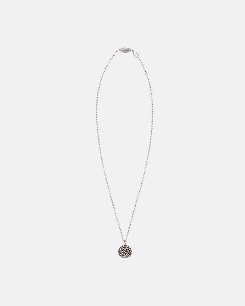 saint-necklace-1849618.jpg saint-necklace-1849618.jpg