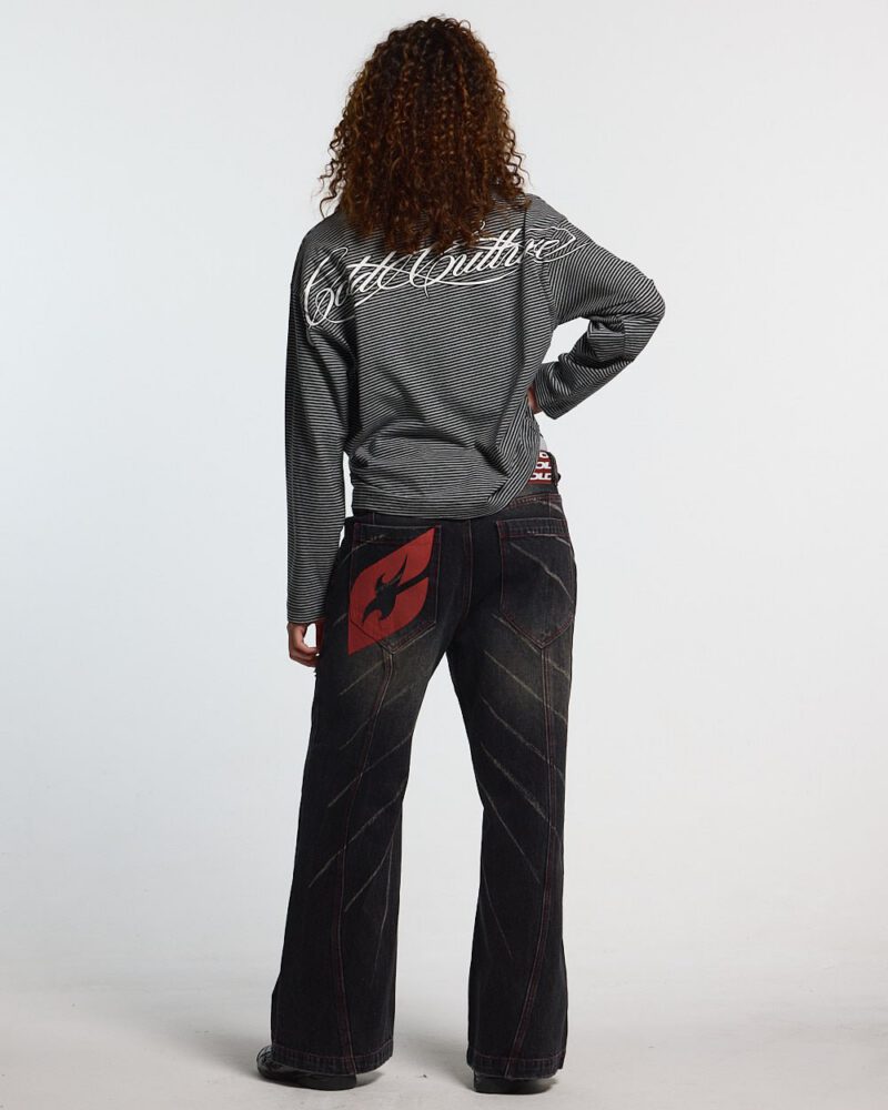 script-stripes-longsleeve-black-7131282.jpg script-stripes-longsleeve-black-7131282.jpg