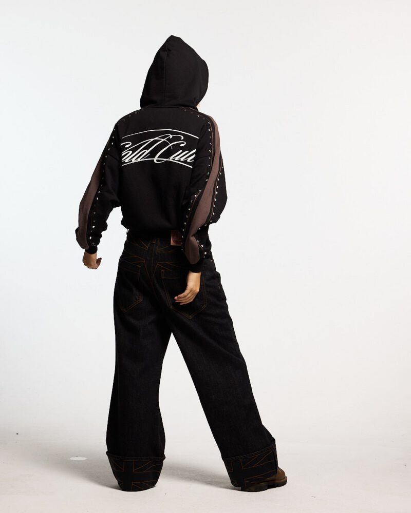 script-studs-hoodie-black-3948106.jpg script-studs-hoodie-black-3948106.jpg