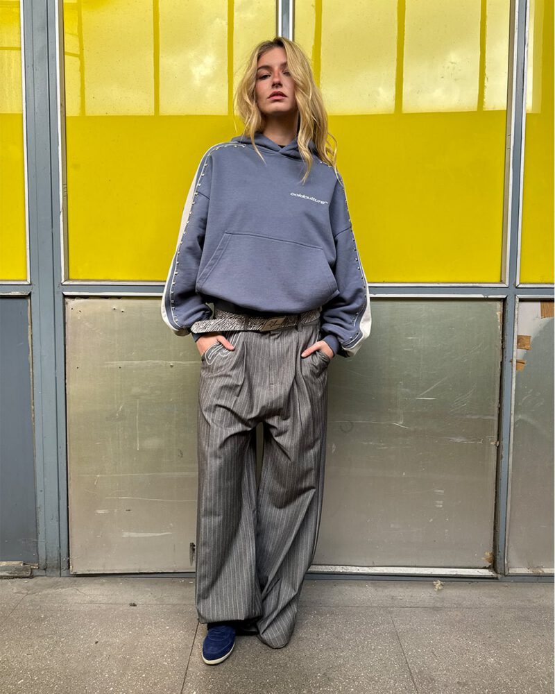 script-studs-hoodie-blue-3941934.jpg script-studs-hoodie-blue-3941934.jpg