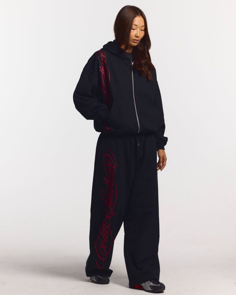 script-sweatpants-black-3351323.jpg script-sweatpants-black-3351323.jpg