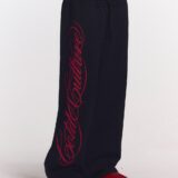 script-sweatpants-black-9851418.jpg