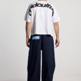 seam-effect-line-pants-2129893.jpg