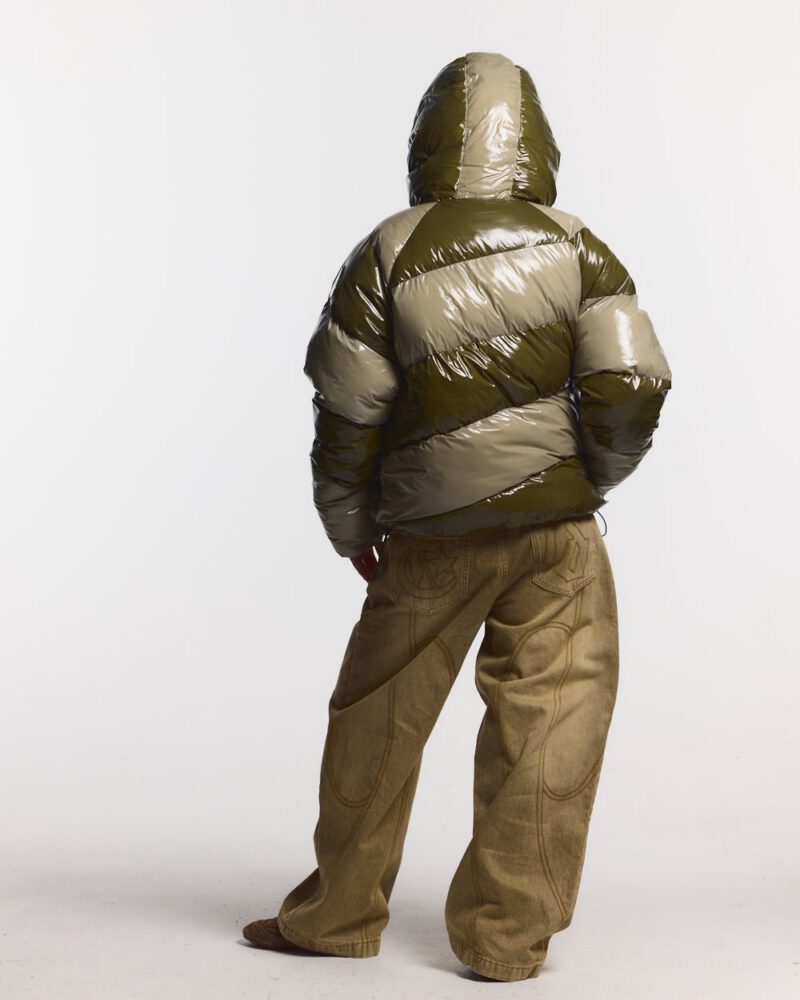 spiral-puffer-glossy-green-mix-3479895.jpg spiral-puffer-glossy-green-mix-3479895.jpg