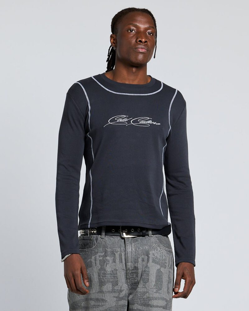 survivor-longsleeve-black-2787526.jpg survivor-longsleeve-black-2787526.jpg