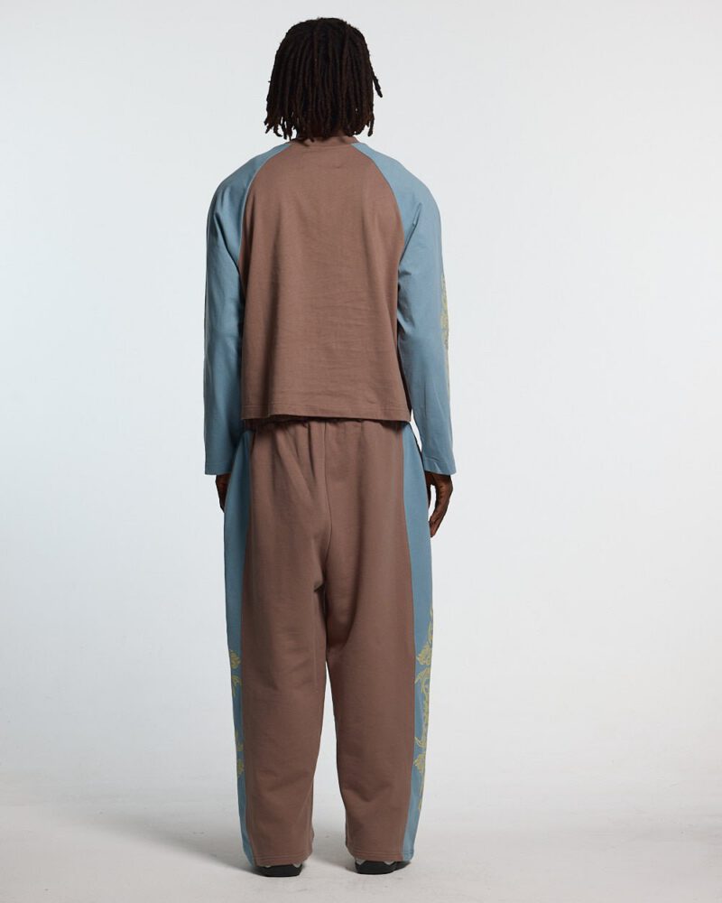 tribal-sweatpants-brown-blue-7206790.jpg tribal-sweatpants-brown-blue-7206790.jpg