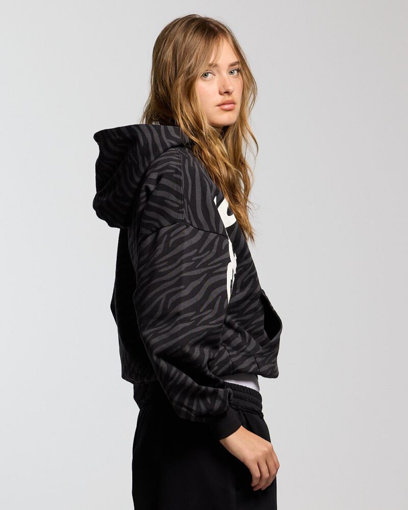 zebra-hoodie-black-3331365.jpg zebra-hoodie-black-3331365.jpg